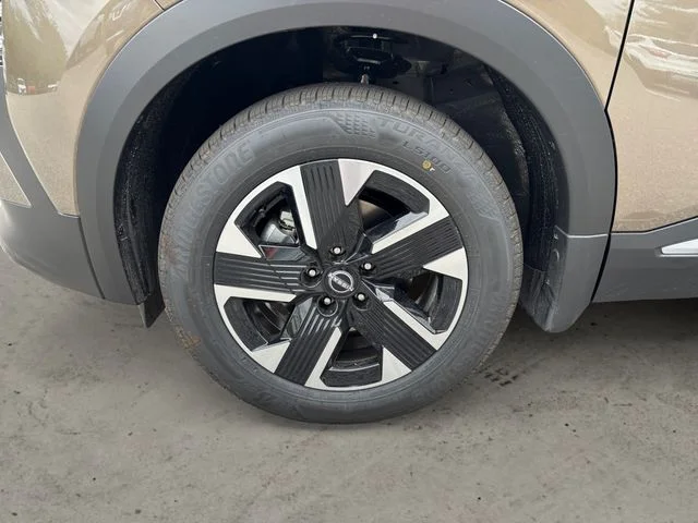 New 2027 Brown Nissan SV image 15