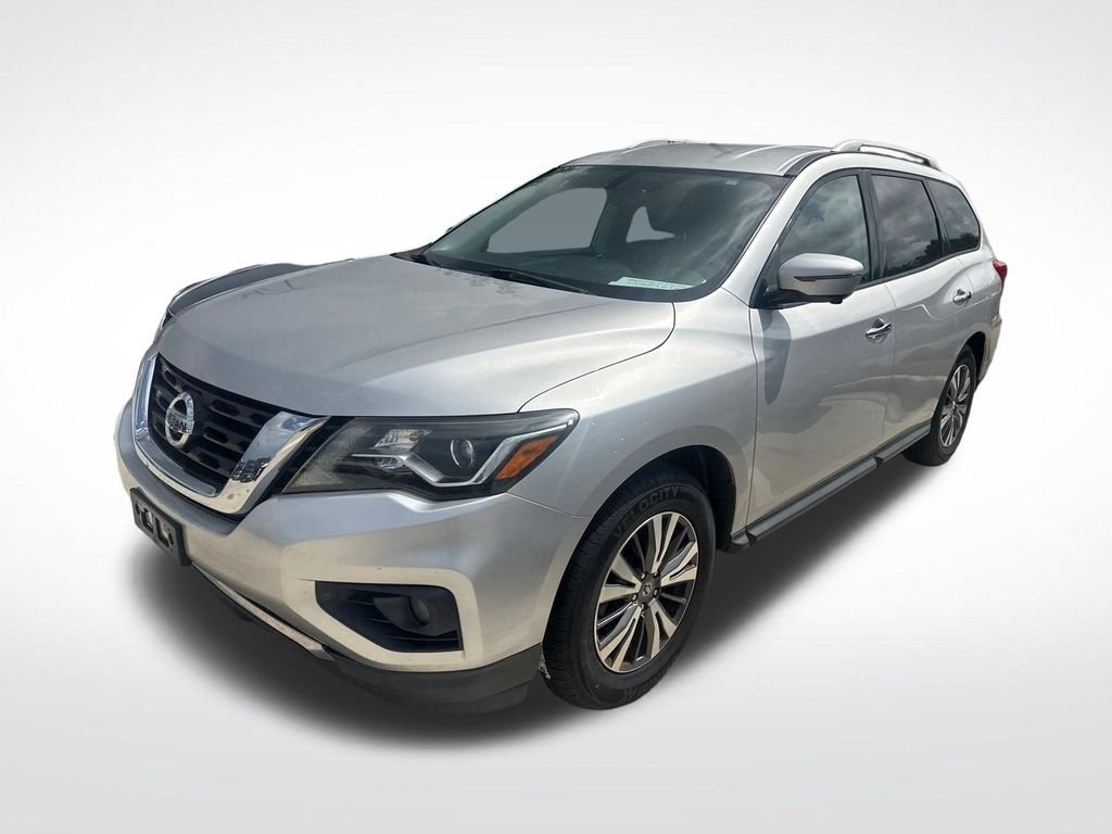 Used 2017 Silver Nissan SL image 6