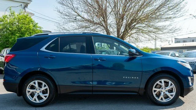Used 2020 Blue Chevrolet LT image 5