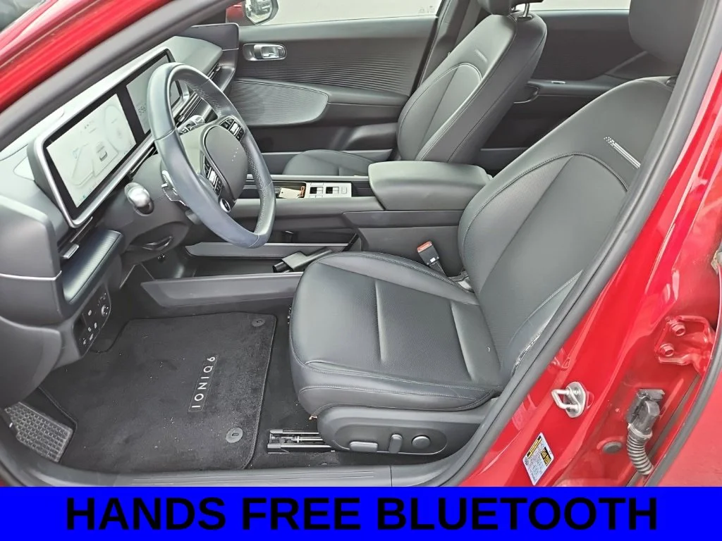 Used 2023 Red Hyundai SEL image 7