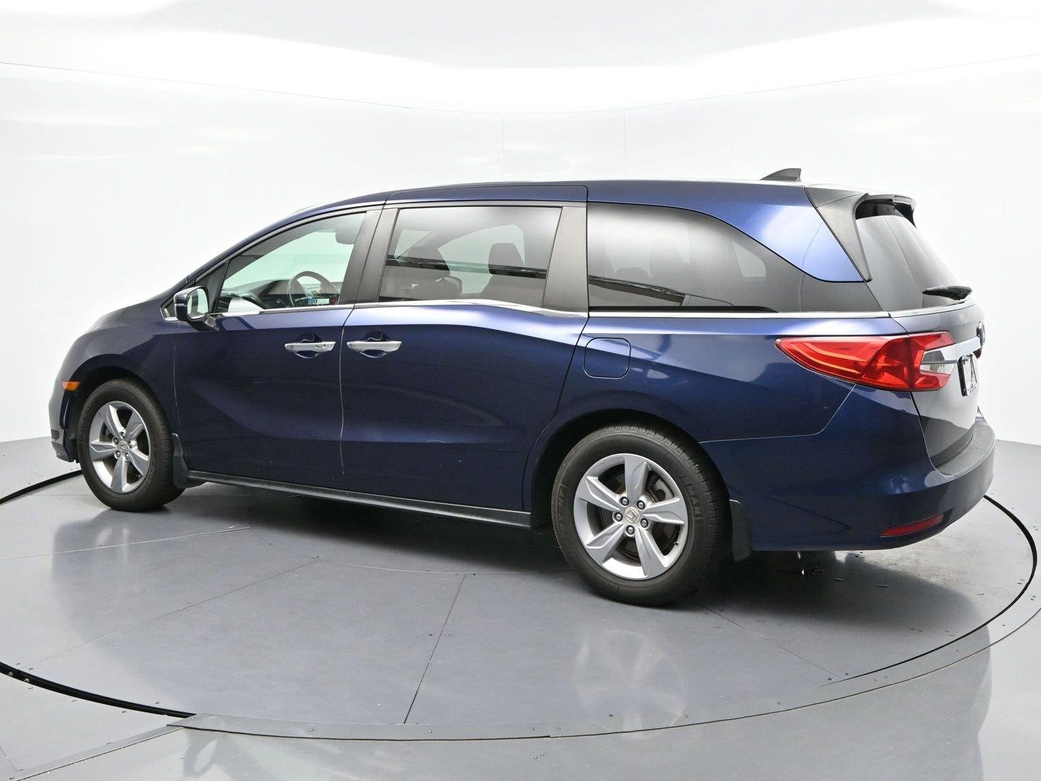 Used 2018 Blue Honda EX-L image 5