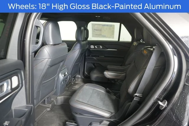 New 2026 Agate Black Metallic Ford Tremor® image 27