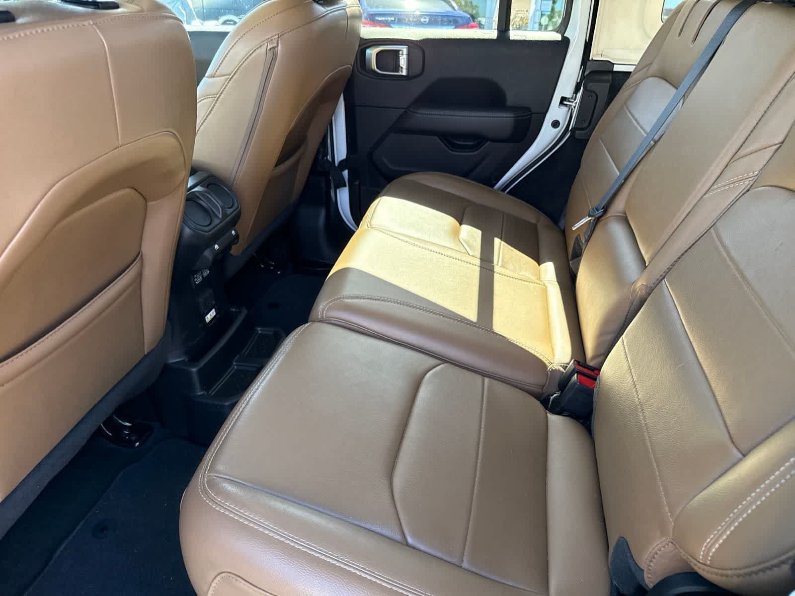Used 2023 Bright White Clearcoat Jeep Sahara image 22