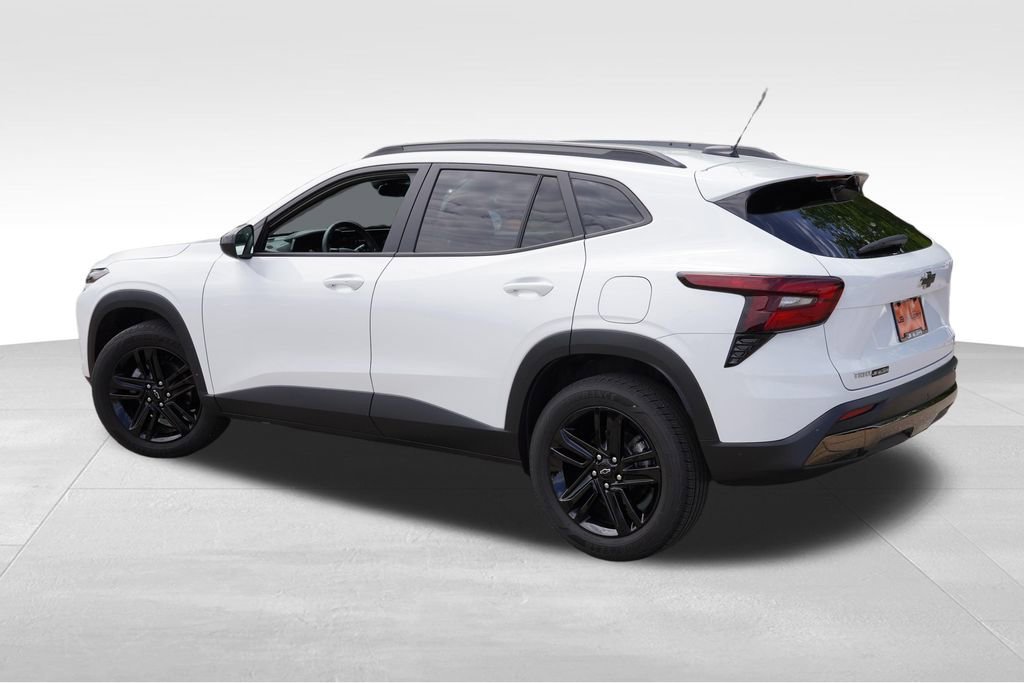 2025 Chevrolet Trax Activ - Photo 8