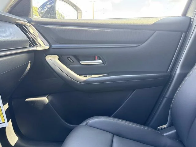 New 2026 Jet Black Mica Mazda 3.3 Turbo Select AWD image 32