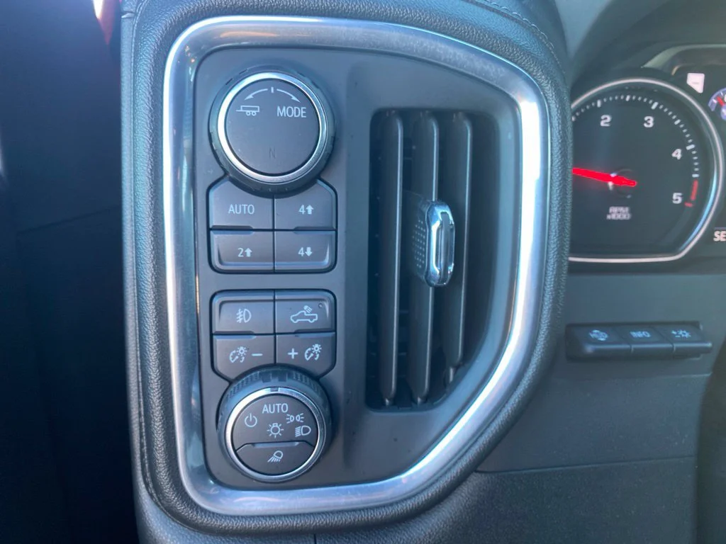 Used 2023 Cherry Red Tintcoat Chevrolet High Country DRW image 19