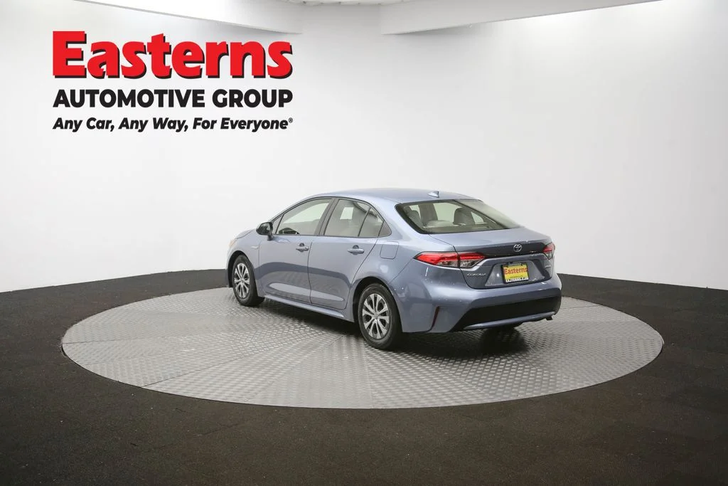 Used 2020 Gray Toyota LE image 63