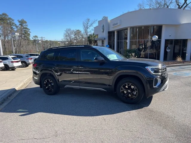 New 2026 Black Volkswagen Peak Edition image 2