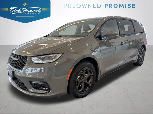 2022 Chrysler Pacifica Hybrid Touring L