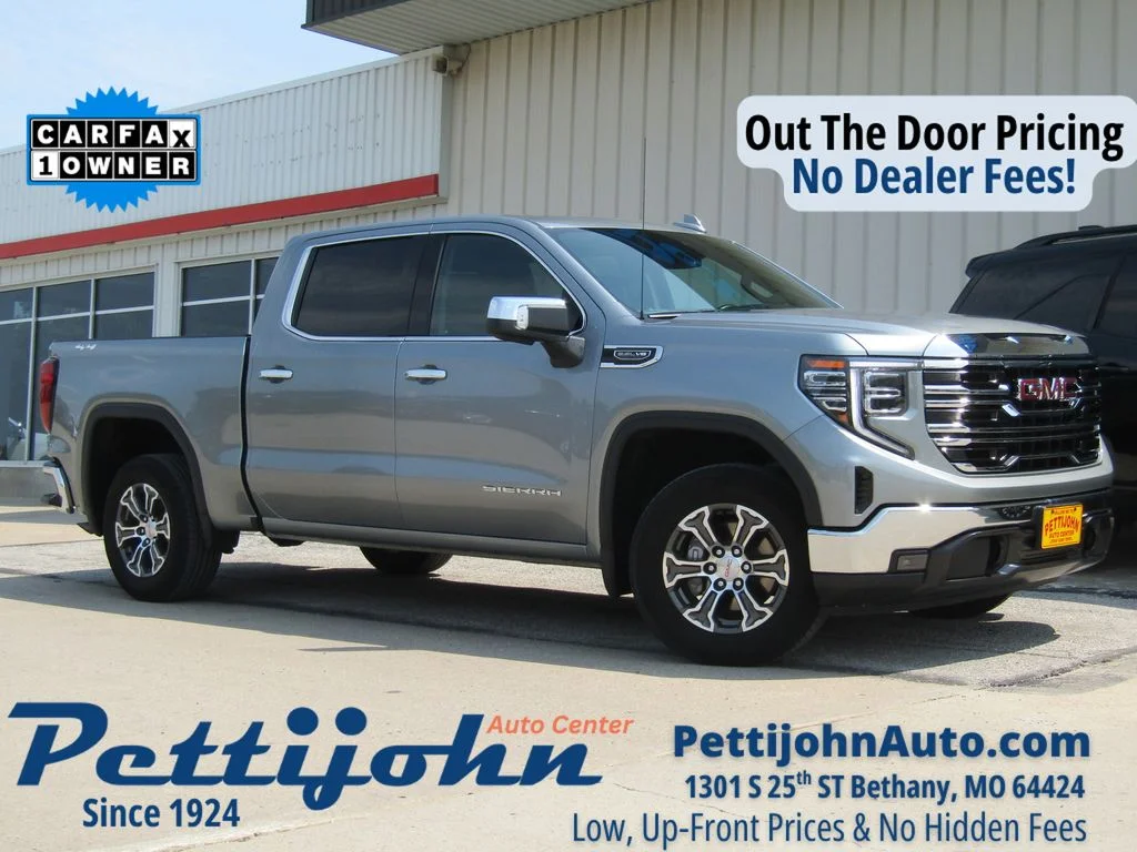Used 2025 Sterling GMC SLT image 1