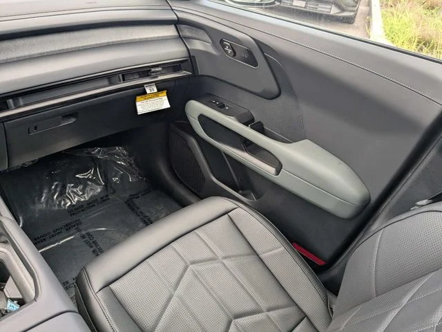 New 2027 Ebony Black Kia X-LINE SX image 18