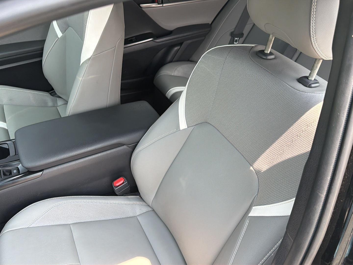 Used 2025 Midnight Black Metallic Toyota SE image 28