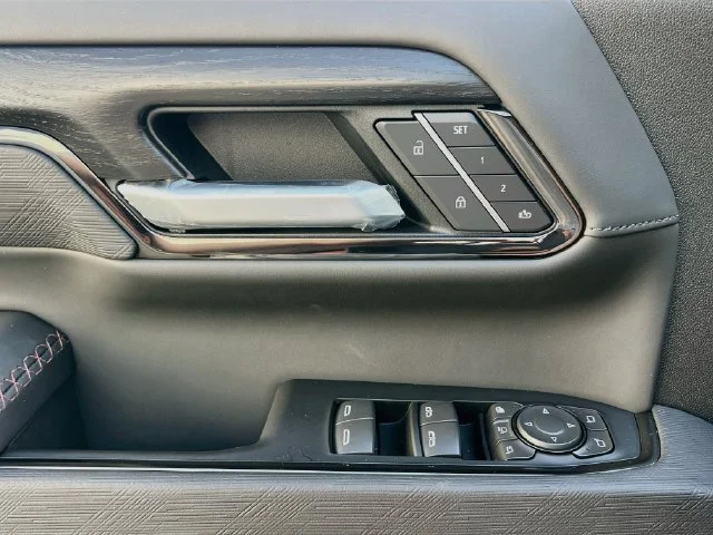 2026 GMC Sierra 2500HD AT4X - Photo 13