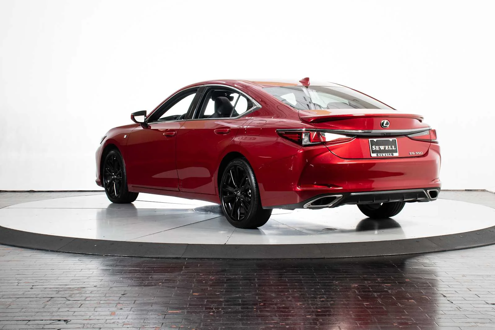 Certified Used 2022 MATADOR RED MICA Lexus F SPORT image 3