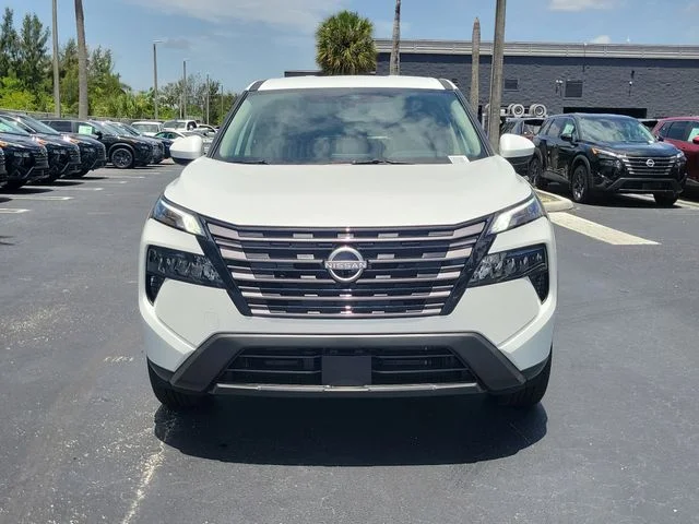 New 2026 Everest White Pearl TriCoat Nissan SV image 2