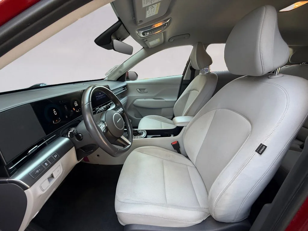 Used 2025 Red Hyundai SEL image 10