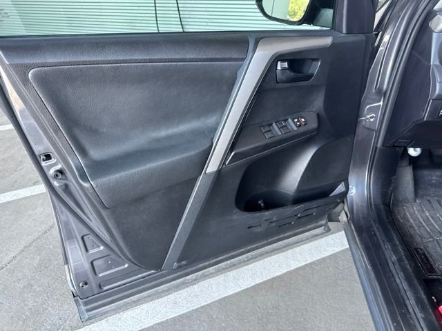 Used 2016 Gray Toyota LE image 5