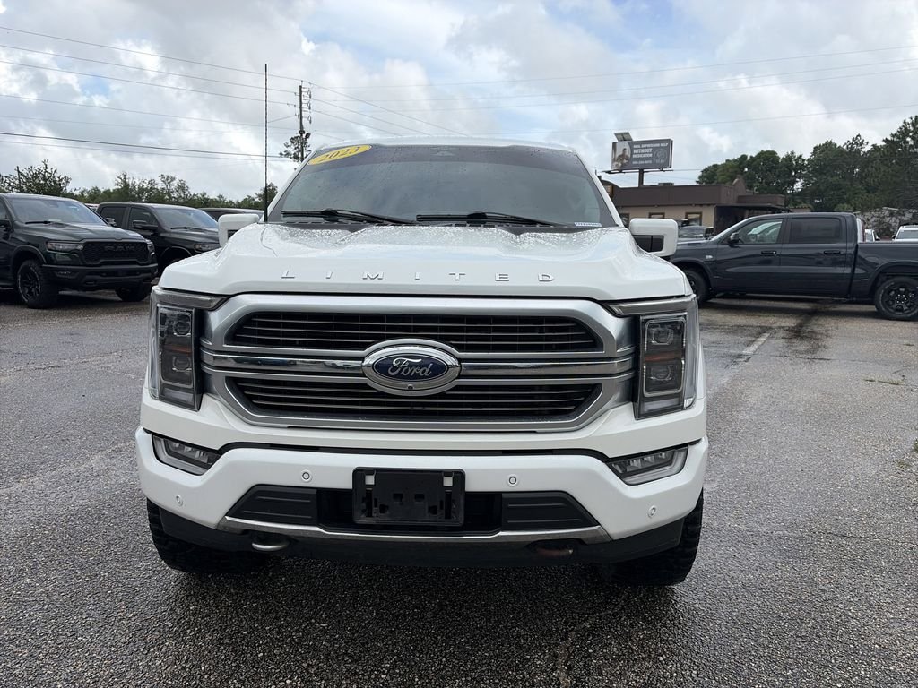 Used 2023 White Ford Limited image 9