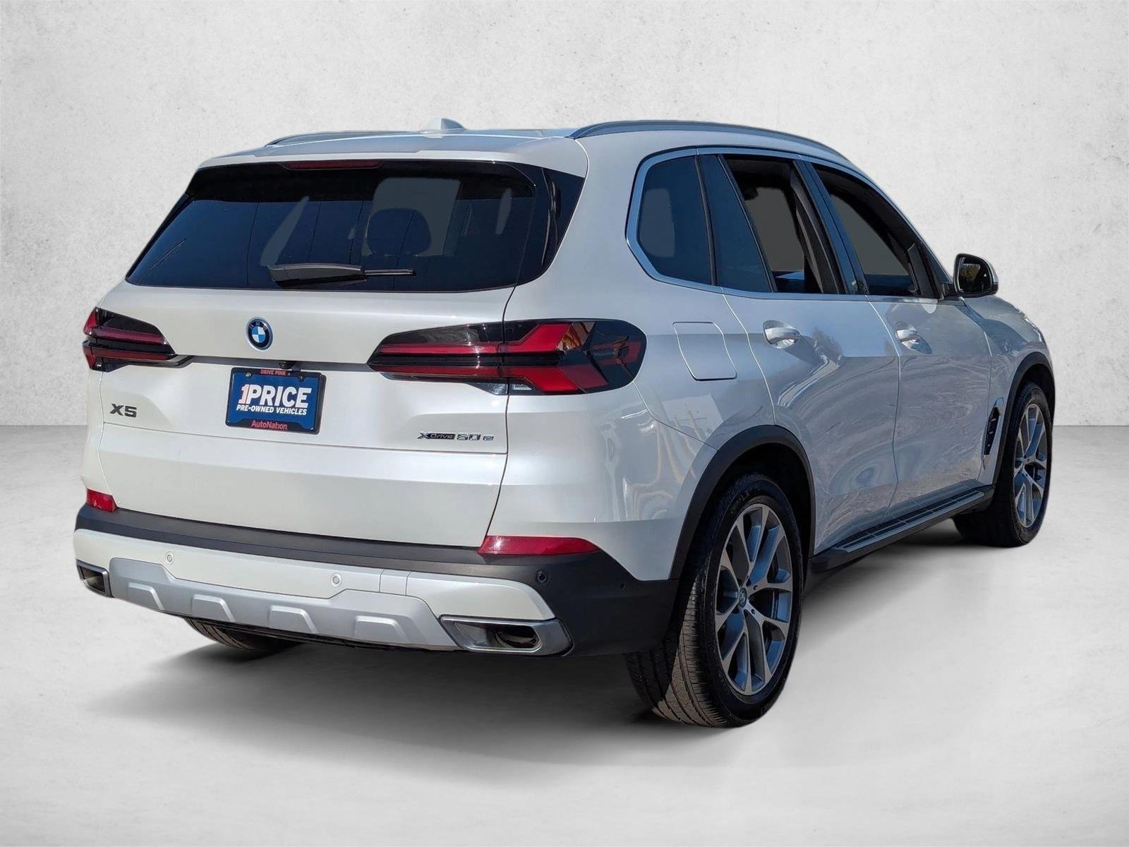 2025 BMW X5 50e - Photo 5