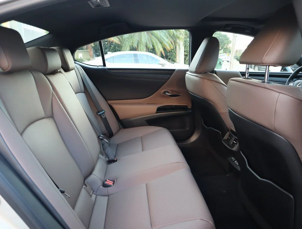 Used 2025 Beige Lexus 350 image 35