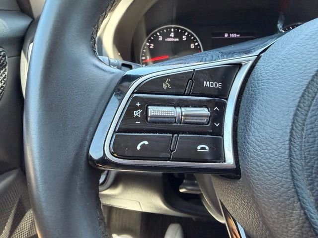 Used 2021 Gray Kia S image 22
