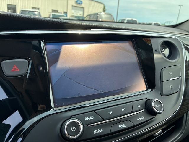 Used 2019 Black Buick Essence image 31