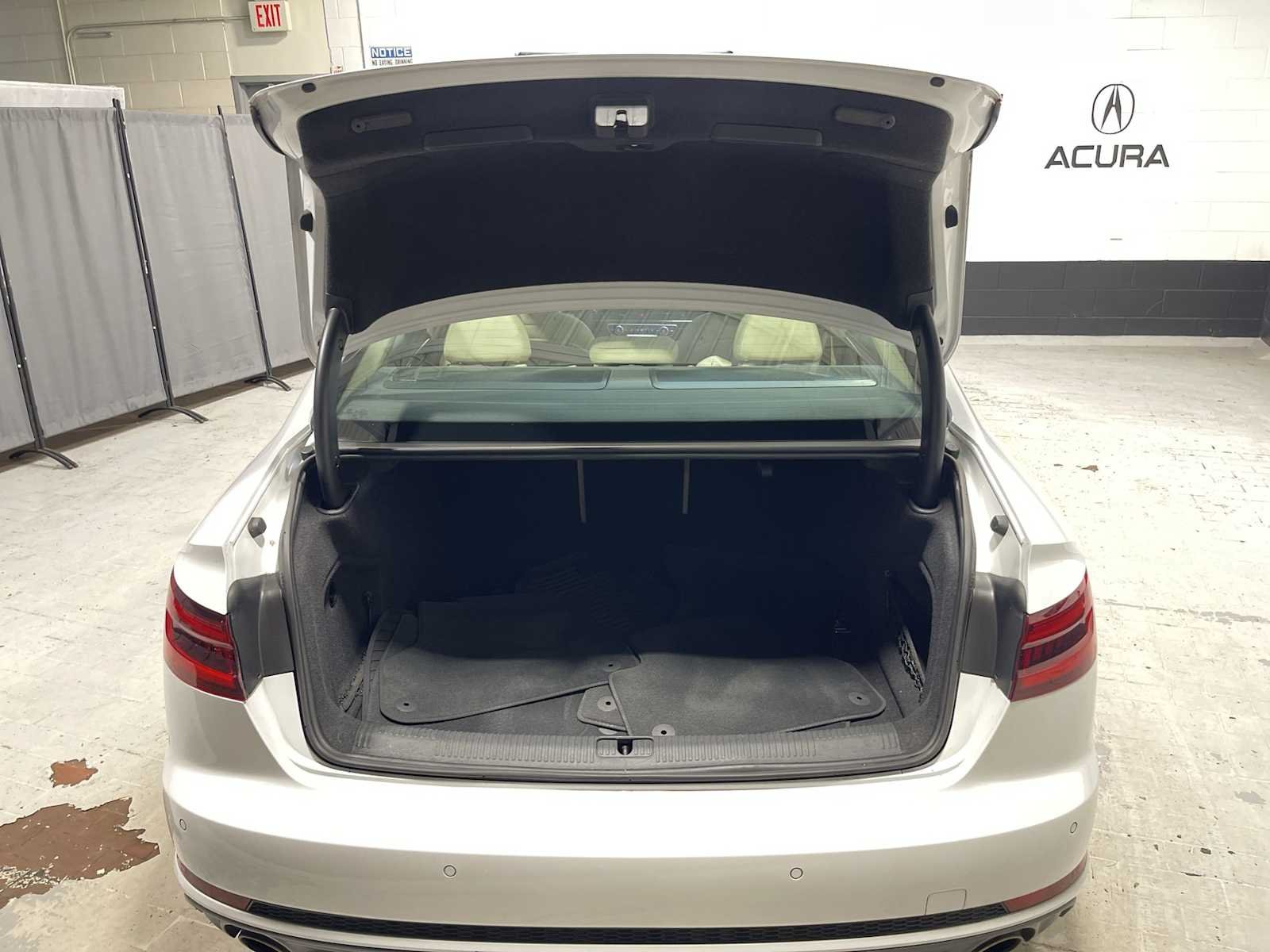 Used 2018 White Audi Tech Premium Plus image 19