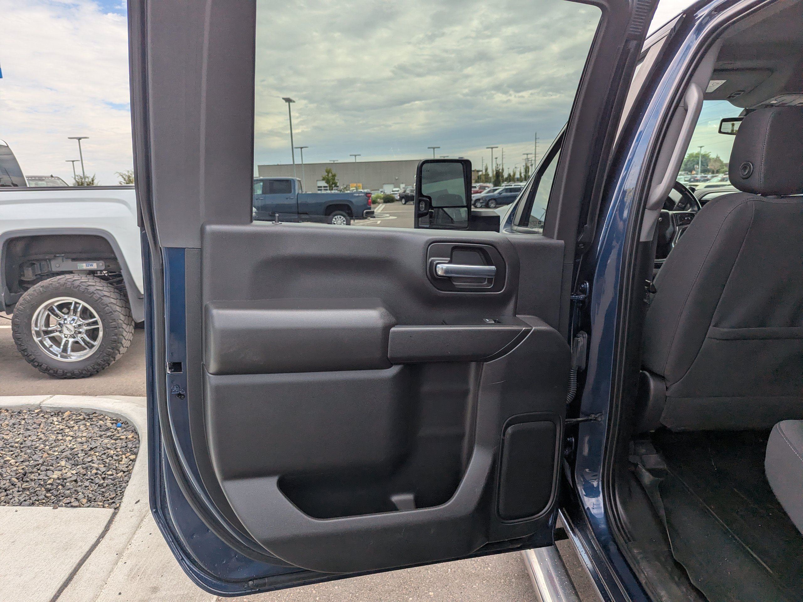 Certified Used 2023 NORTHSKY BLUE METALLIC Chevrolet LT image 29