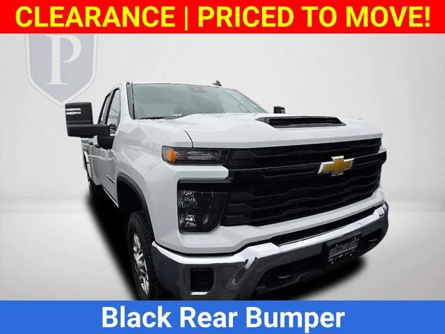New 2025 Summit White Chevrolet WT image 14
