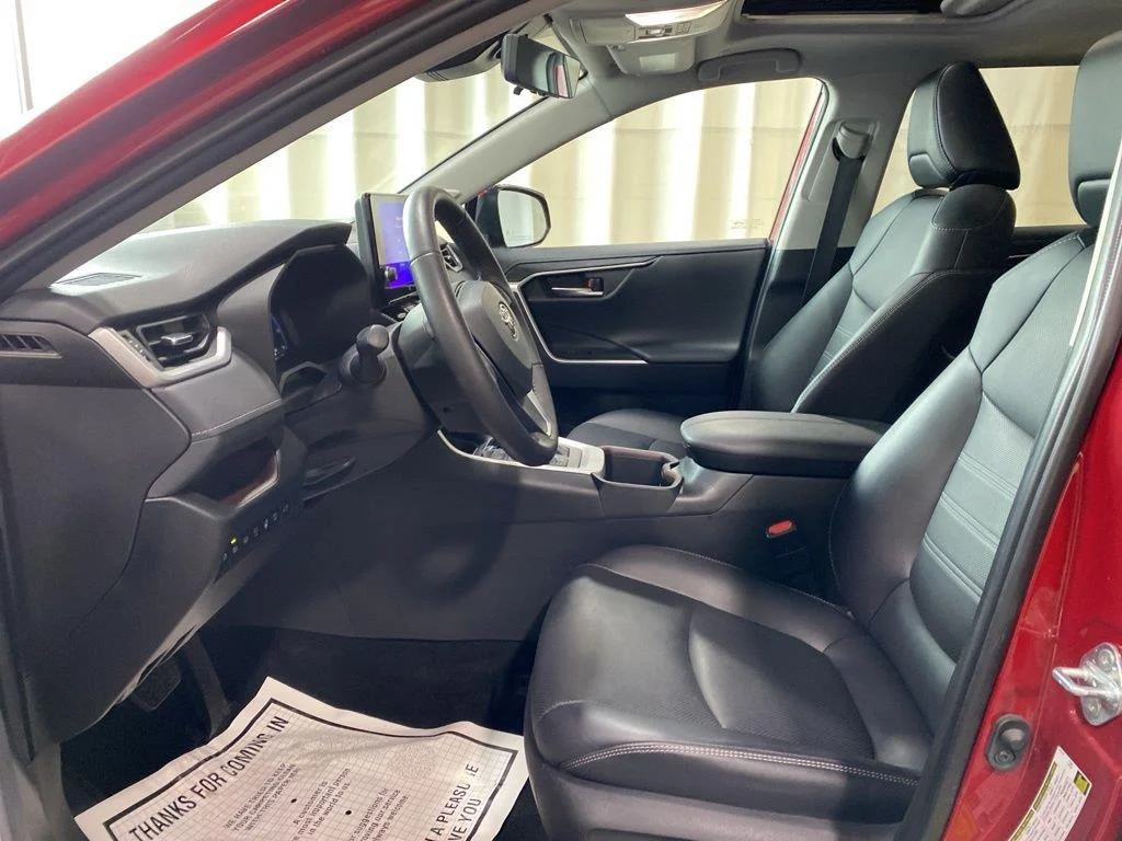 Used 2023 Pearl Toyota Limited image 16