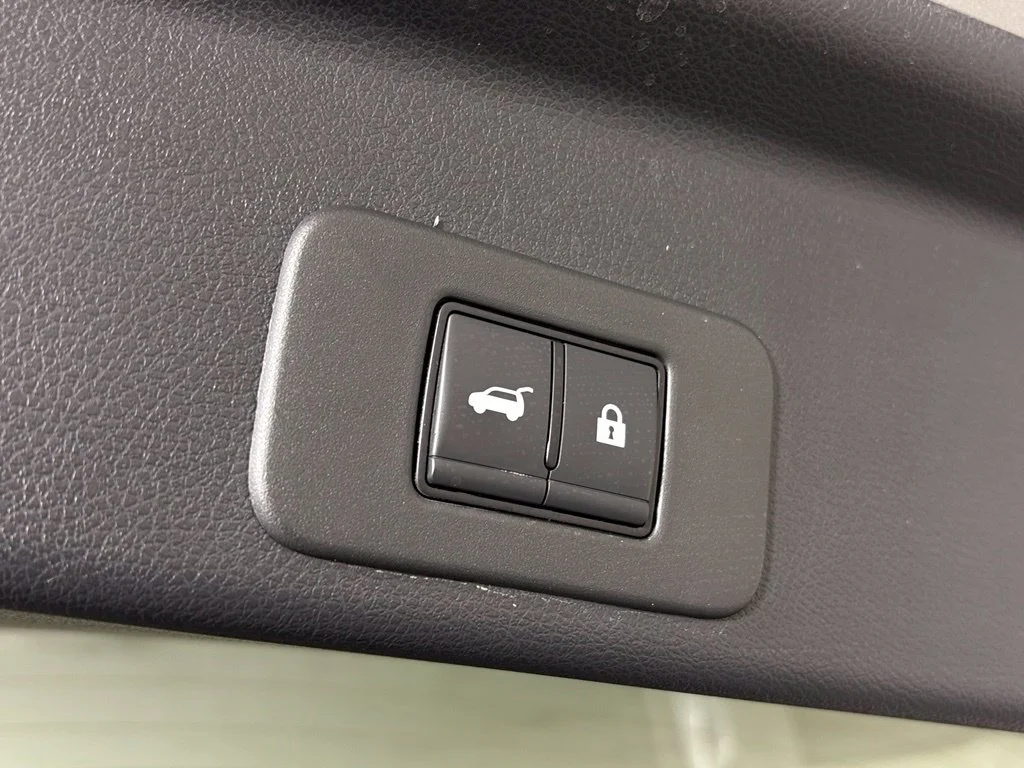 Used 2025 Silver Nissan SV image 39