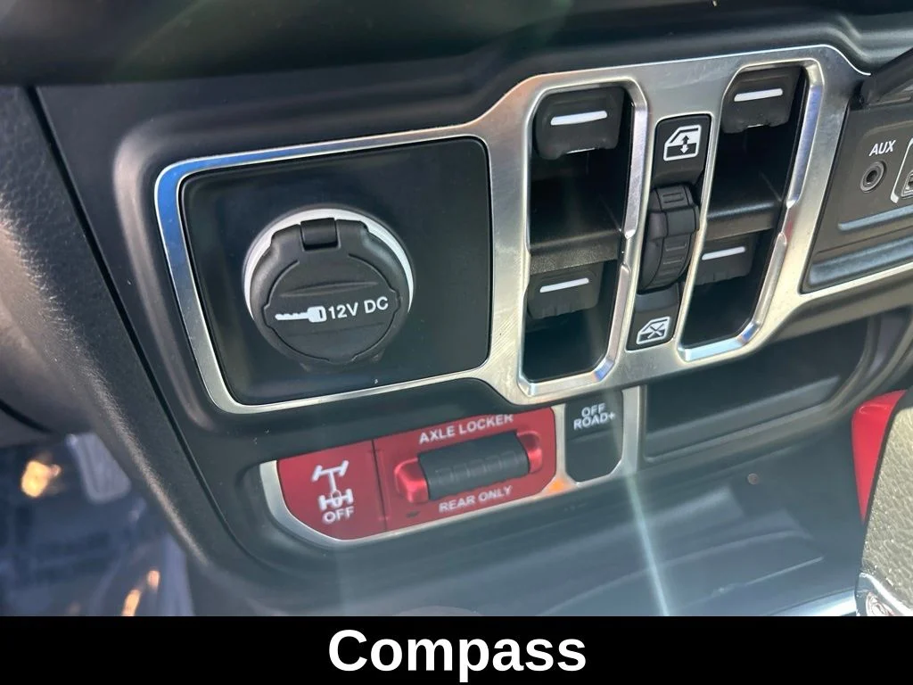 Used 2022 Gray Jeep Mojave image 42