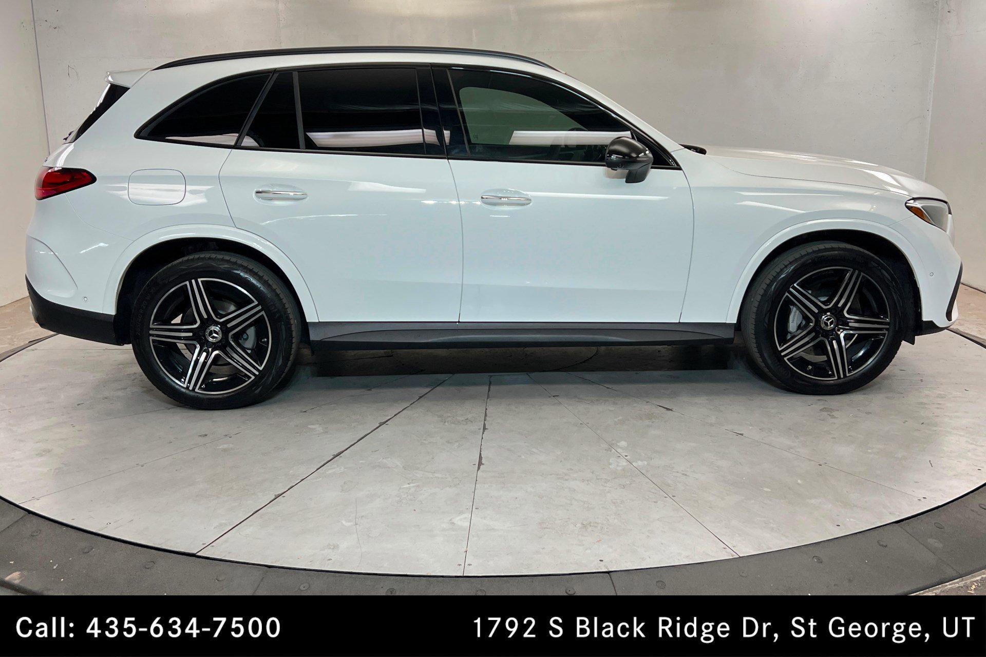 Certified Used 2026 Polar White Mercedes-Benz GLC 300 image 7