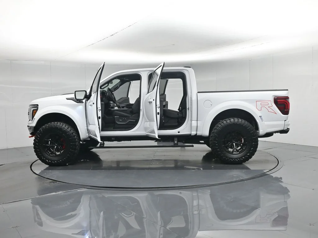 New 2026 Oxford White Ford Raptor image 39