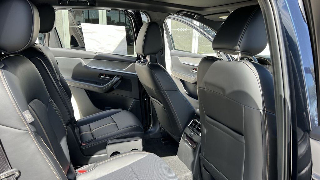 2025 Mazda CX-90 Premium Package - Photo 34