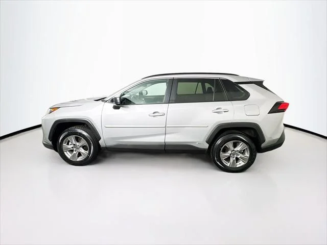 Certified Used 2022 SILVER SKY METALLIC Toyota  image 17