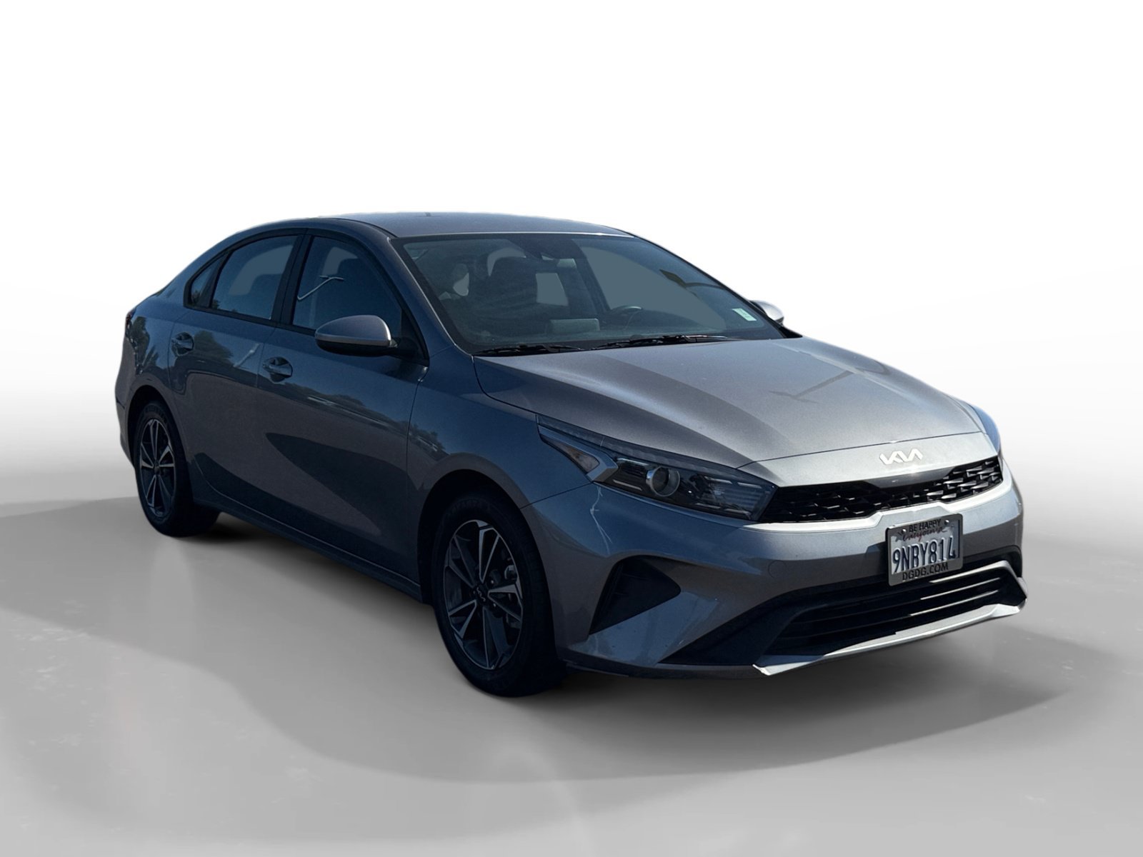 Used 2024 Steel Gray Kia LXS image 7