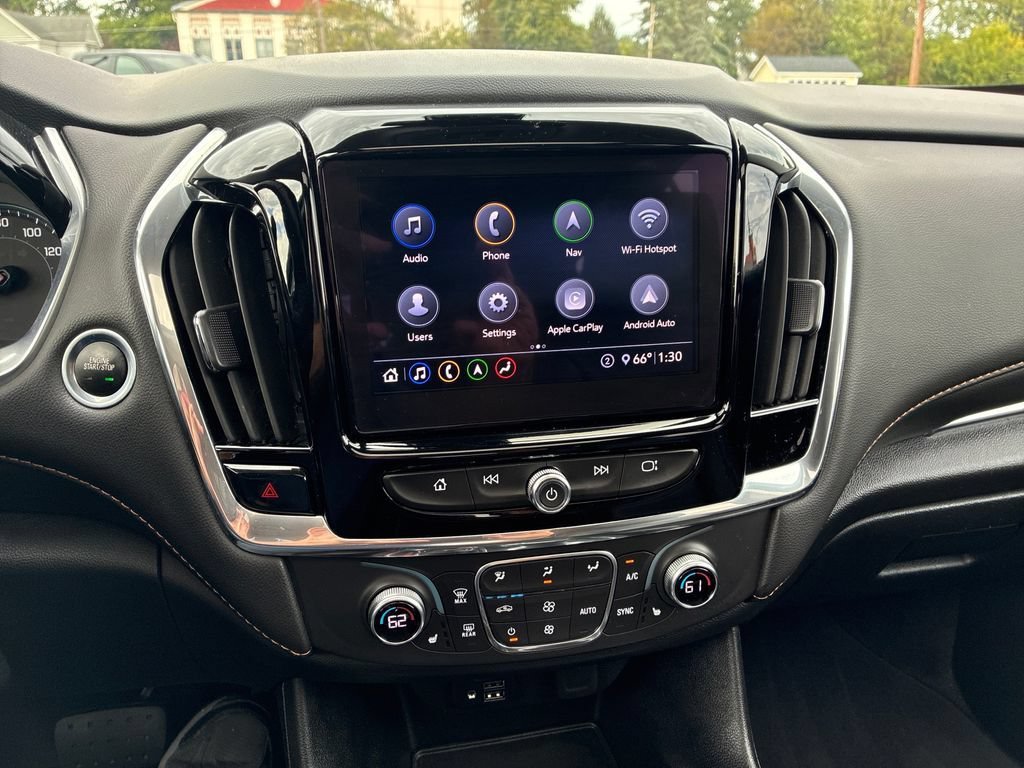 Used 2020 SILVER ICE METALLIC Chevrolet LT Leather image 17