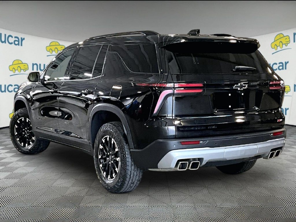 Used 2024 Black Chevrolet Z71 image 4
