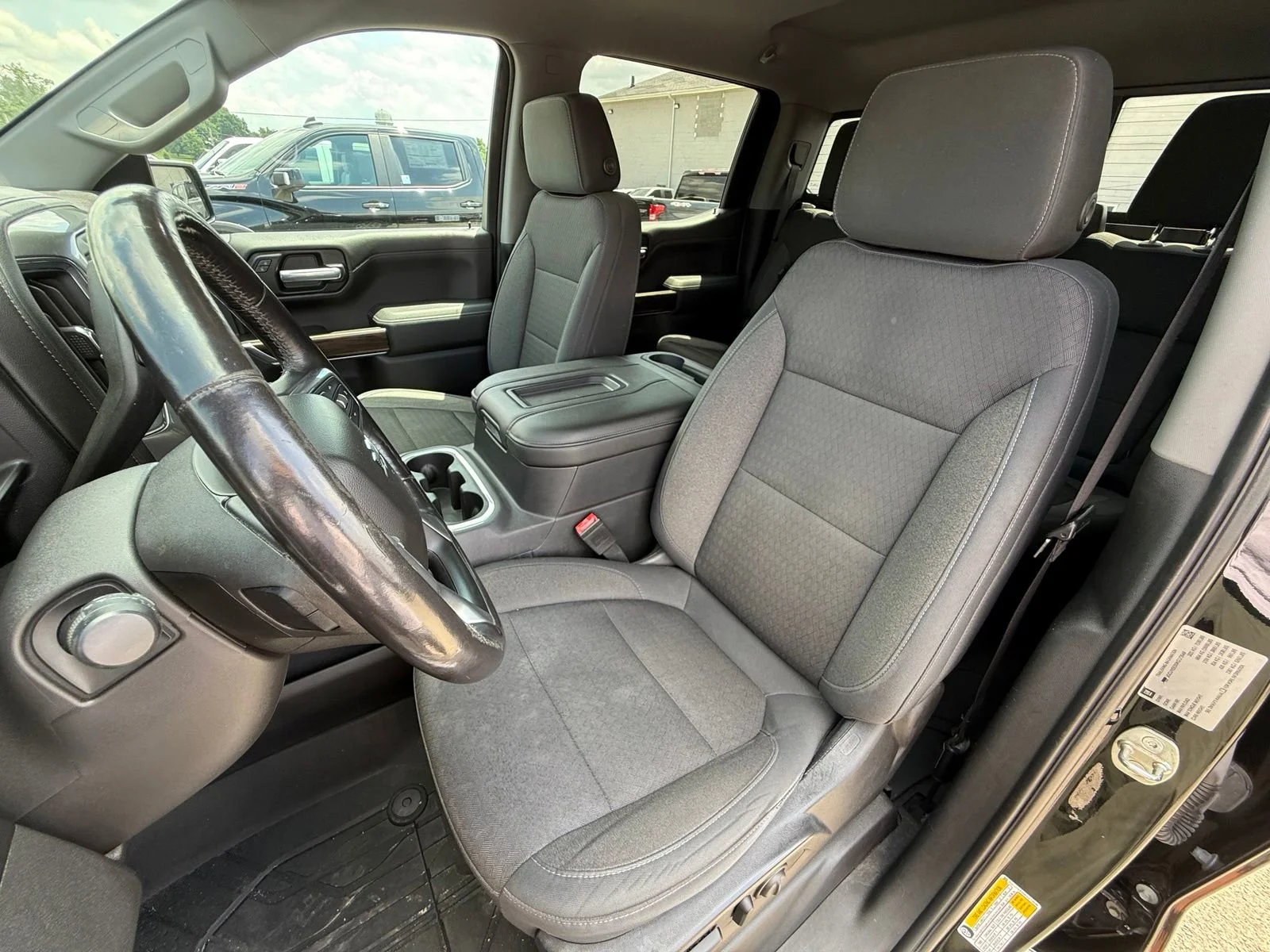 Used 2019 BLACK Chevrolet RST image 13