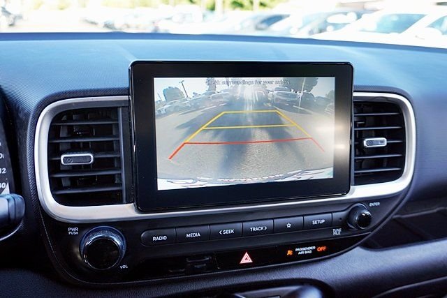 Used 2021 Silver Hyundai SEL image 25