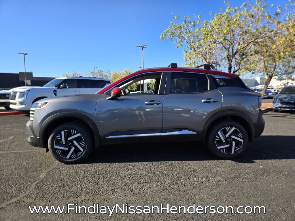 New 2027 Gun Metallic / Scarlet Ember Tintcoat Two-tone Nissan SV image 3
