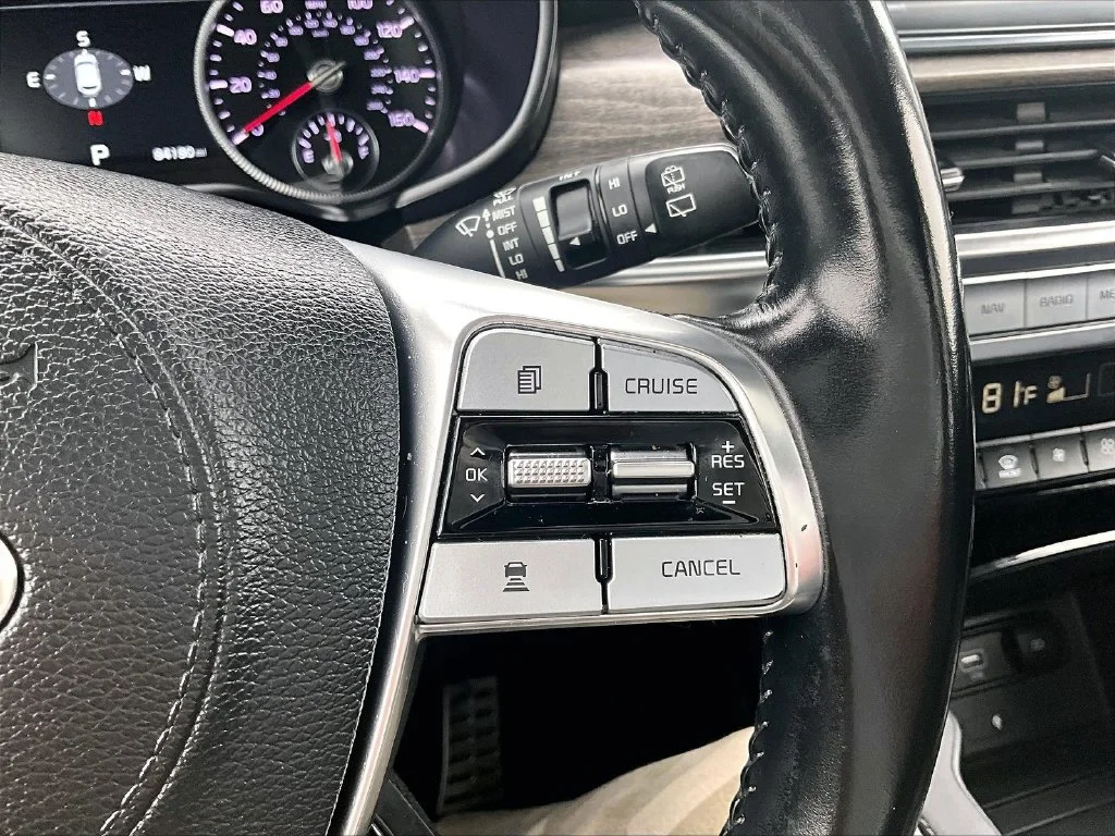 Used 2020 Gray Kia SX image 19