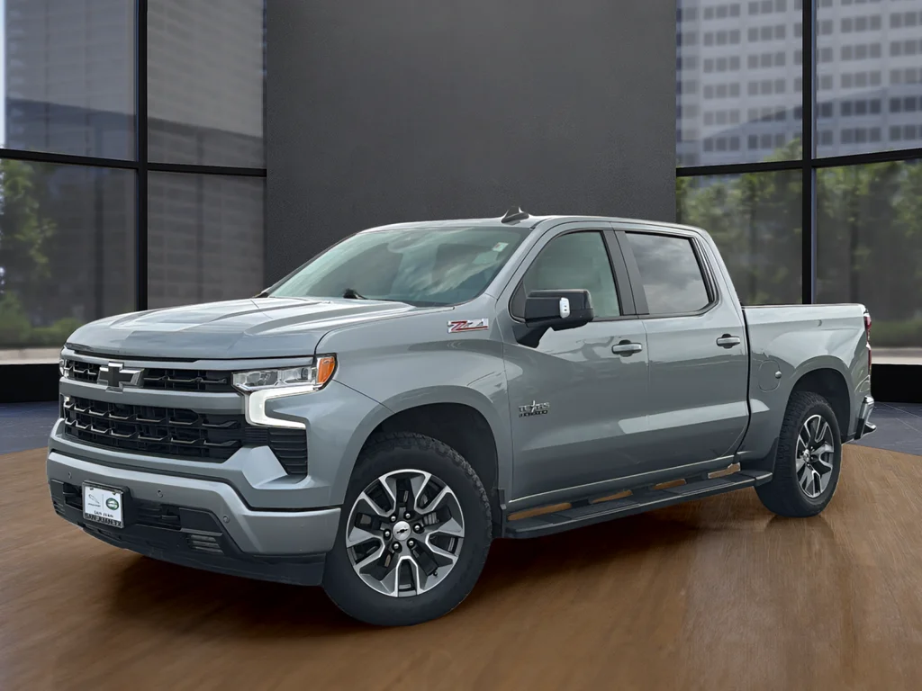 Used 2025 Gray Chevrolet RST image 9