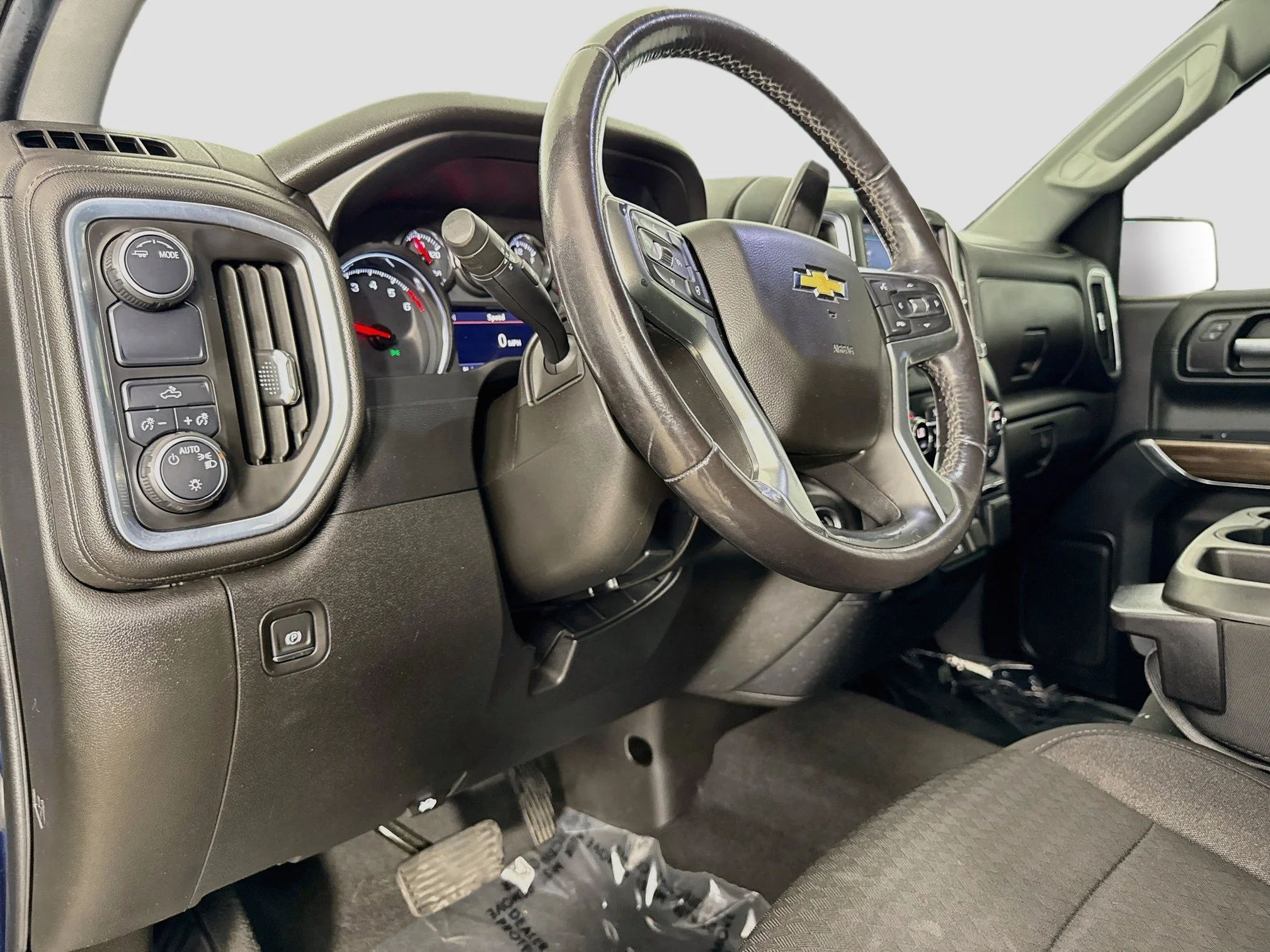 Used 2021 NORTHSKY BLUE METALLIC Chevrolet LT image 11