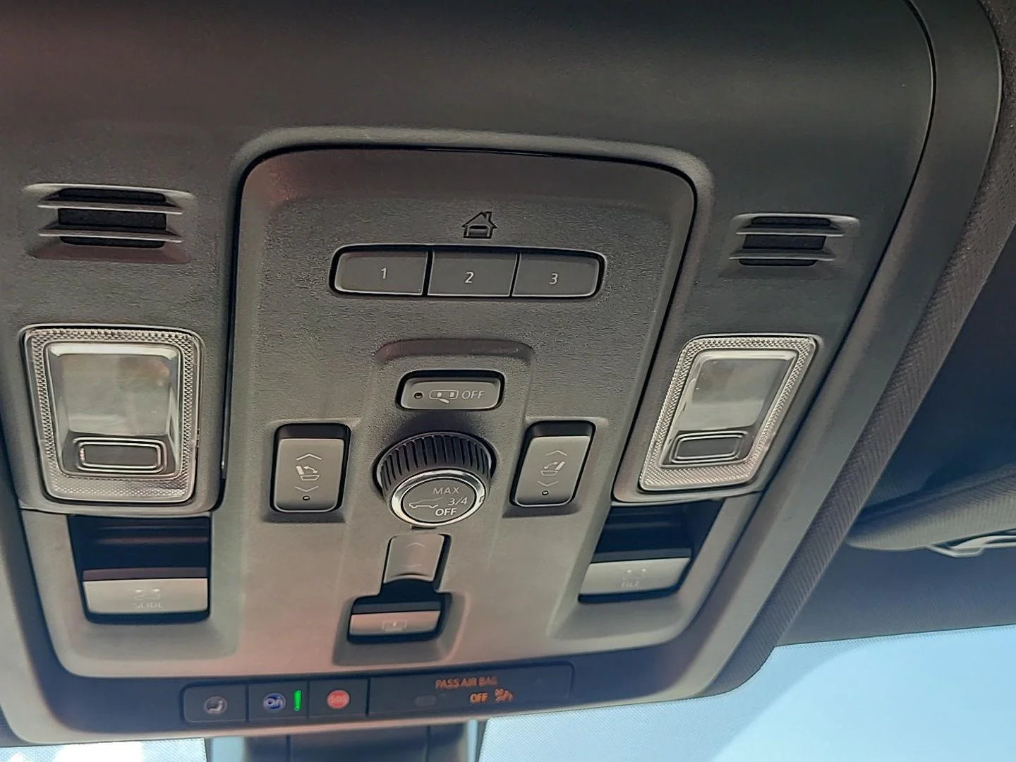 Used 2022 Summit White Chevrolet Z71 image 7