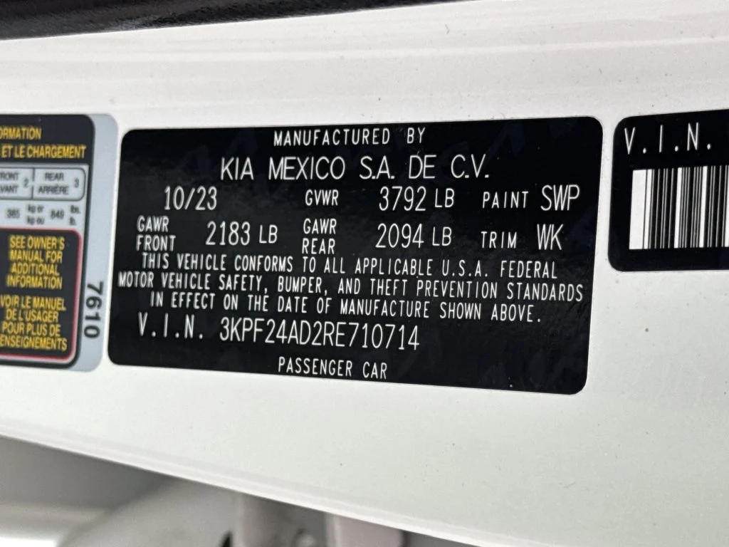 Used 2024 White Kia LXS image 45
