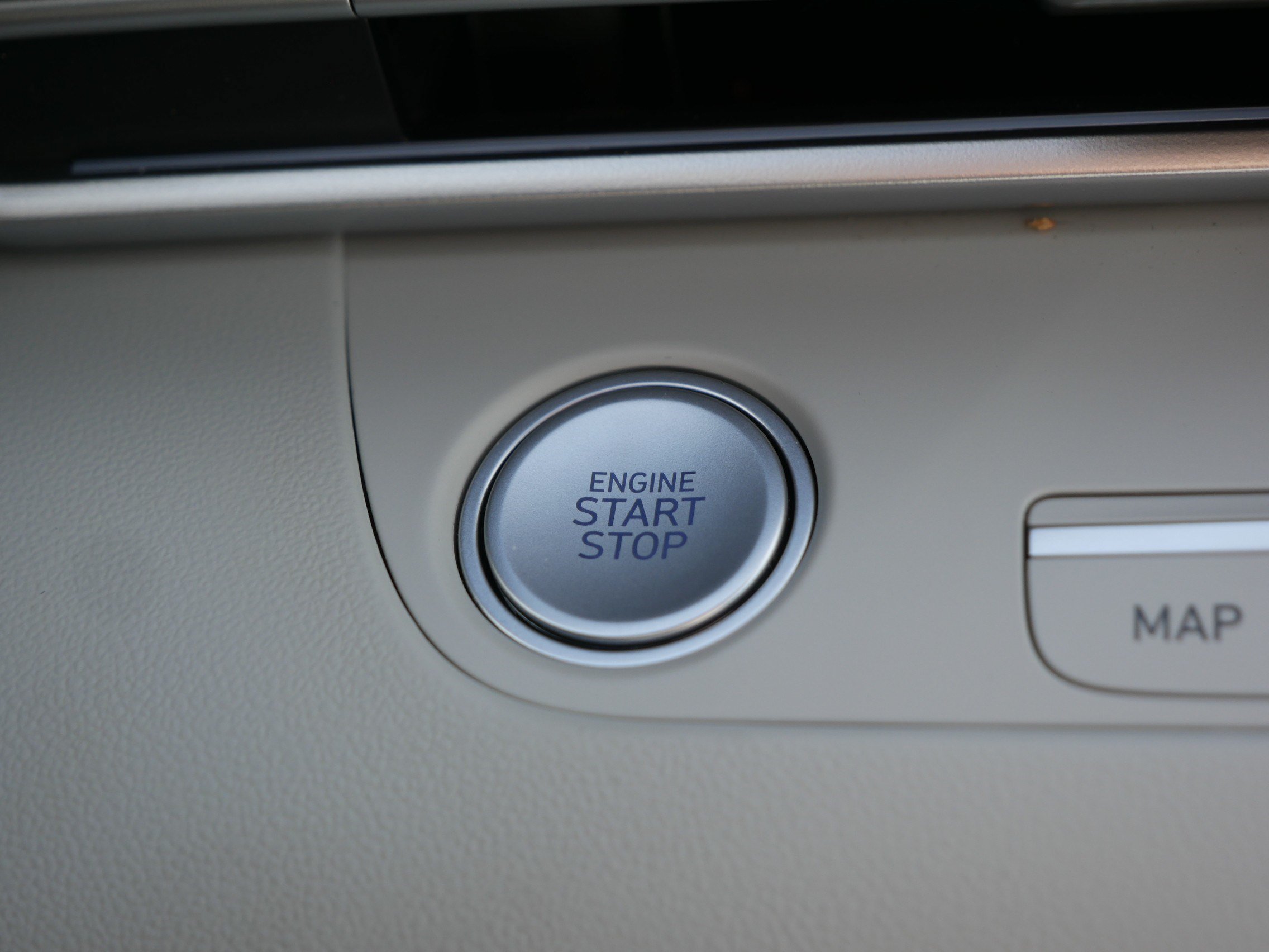 2026 Hyundai Elantra Limited - Photo 29