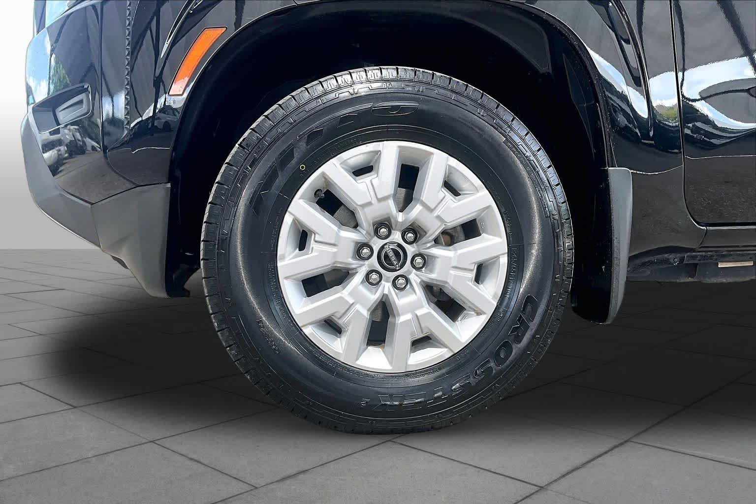Certified Used 2022 Super Black Nissan SV image 11