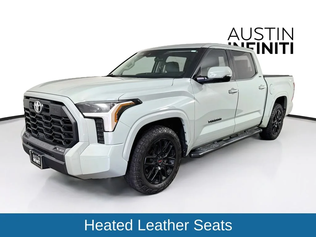 Used 2022  Toyota SR5 image 3